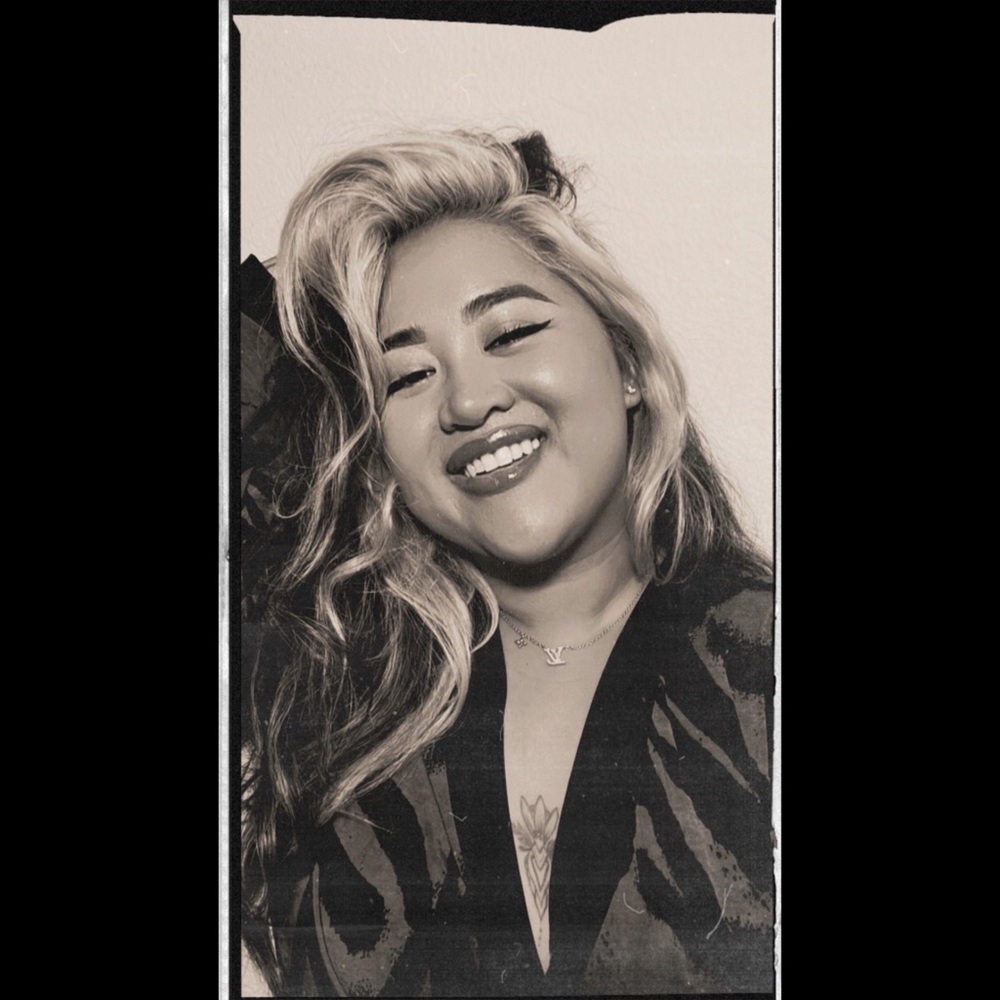 Meet your Posher, Kayla